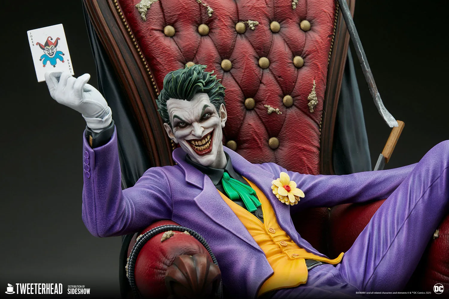 DC Comics - Joker 1/6 Scale Deluxe Maquette