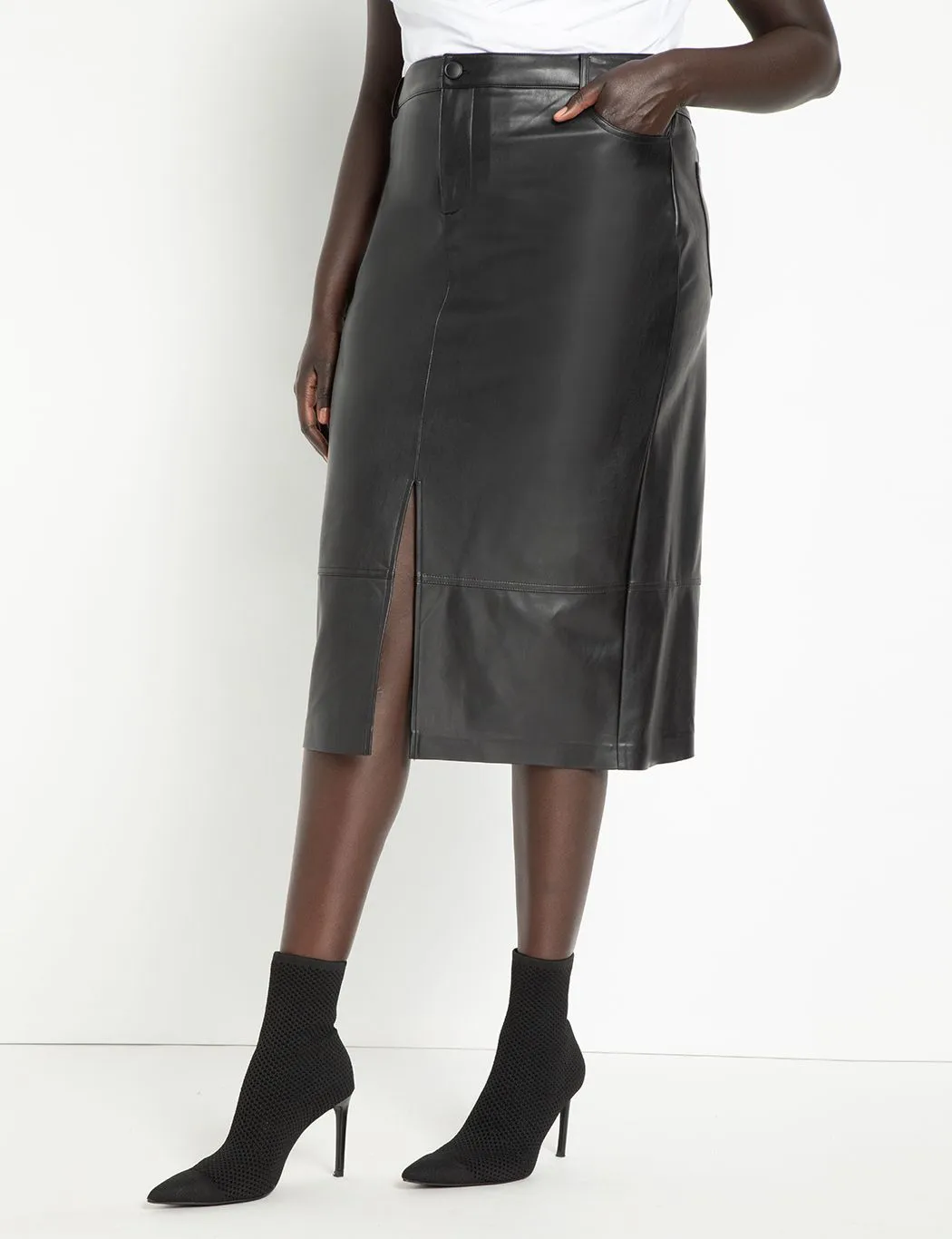 Leather Midi Skirt in Totally Black