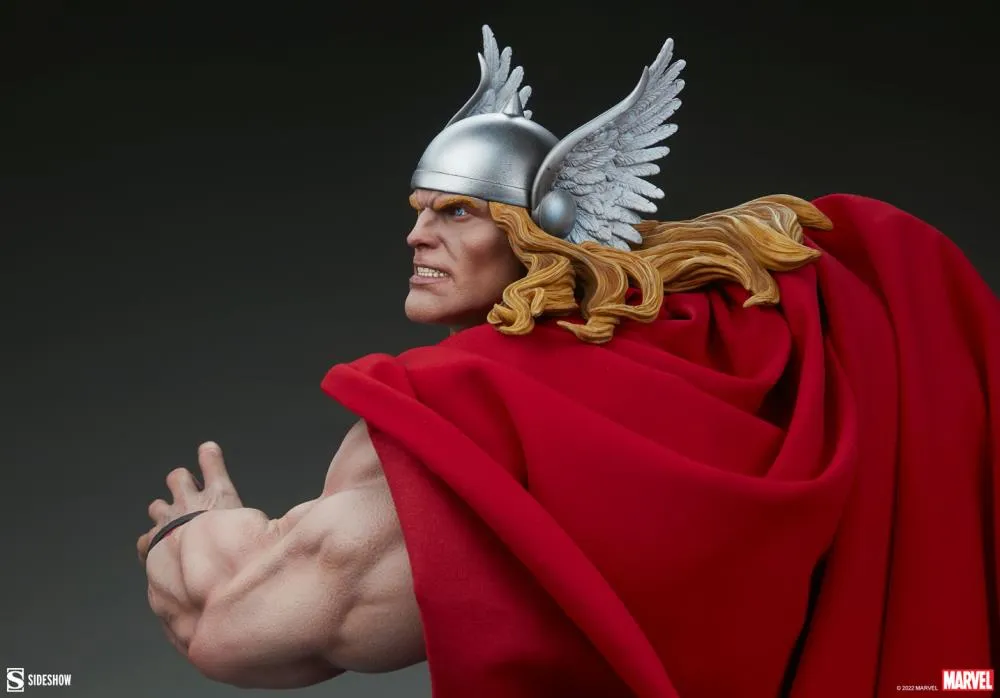 Marvel Premium Format Thor Statue