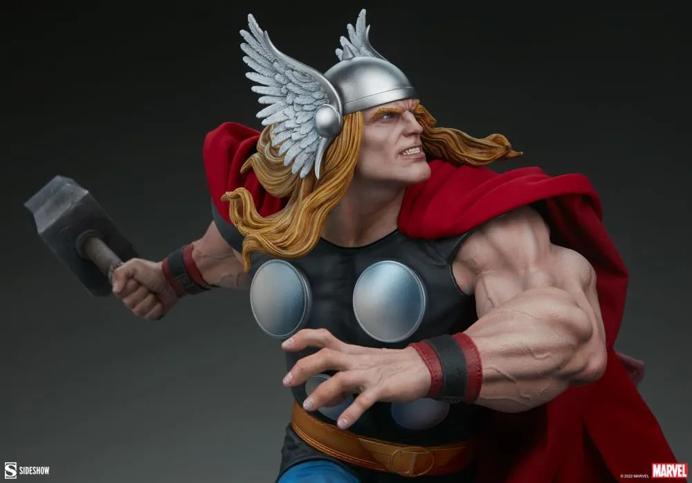 Marvel Premium Format Thor Statue