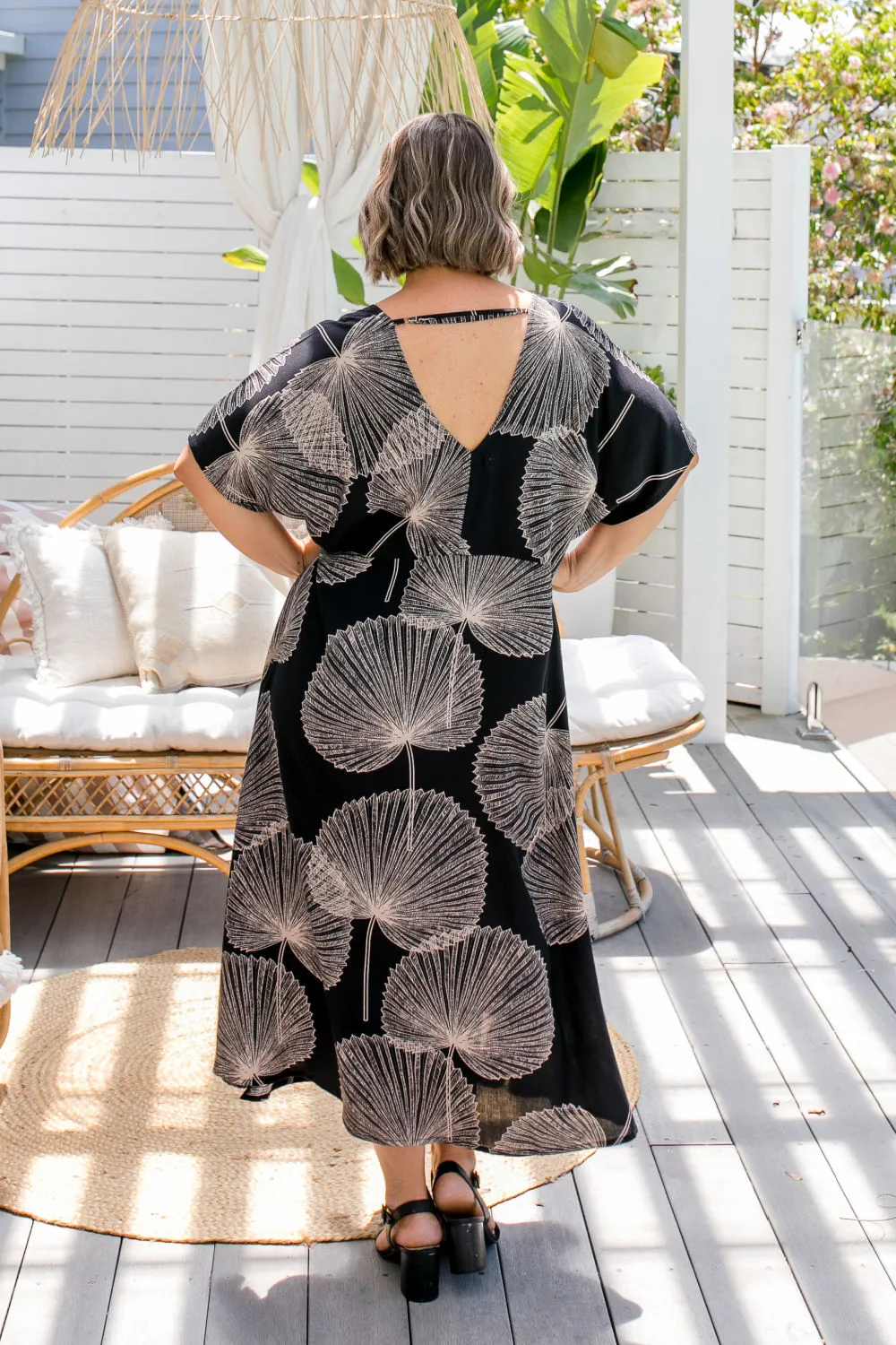 Maxi Dress - Black Fan