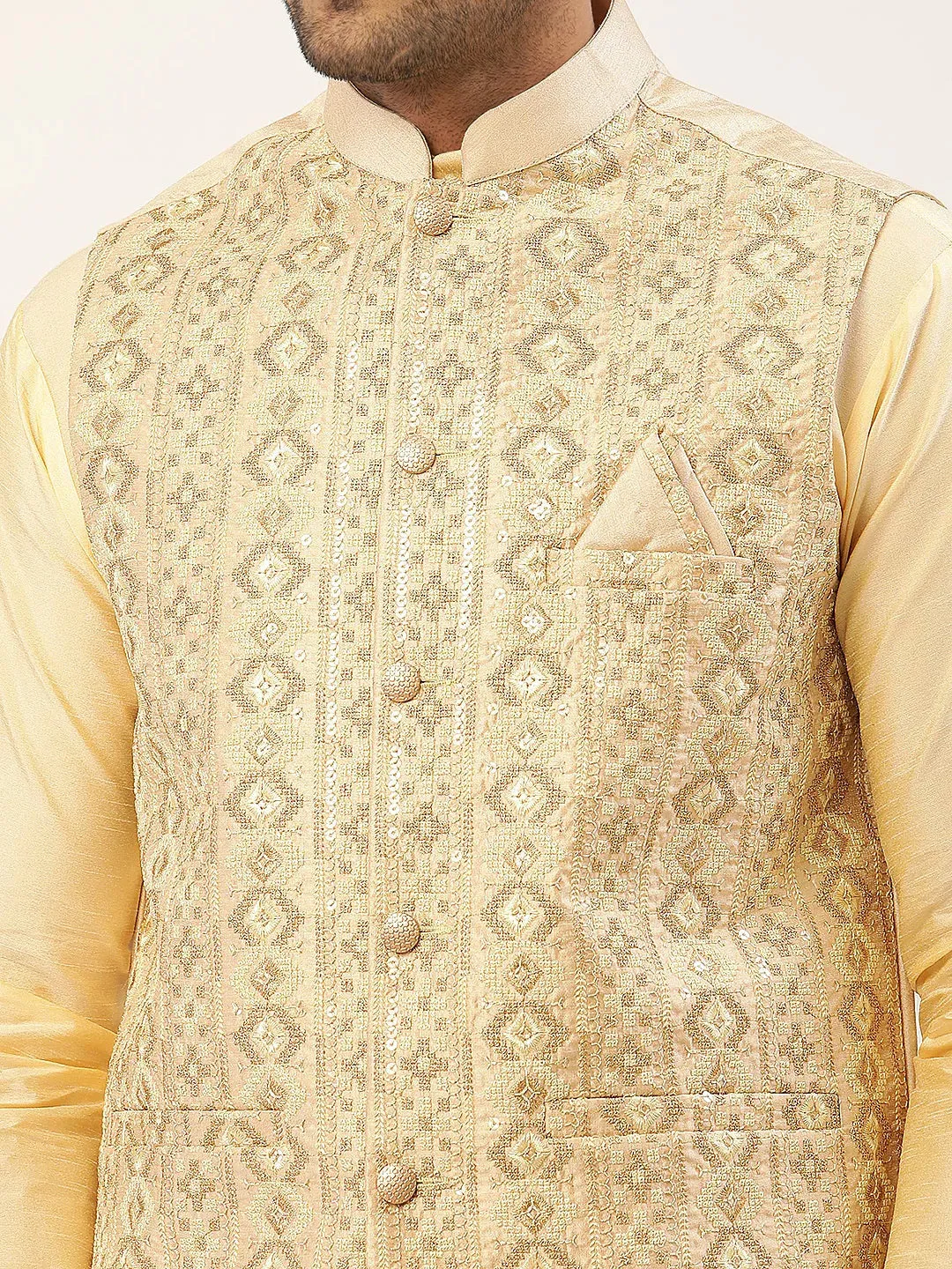 Men'S Solid Kurta Pyjama With Cream Embroidered Nehru Jacket