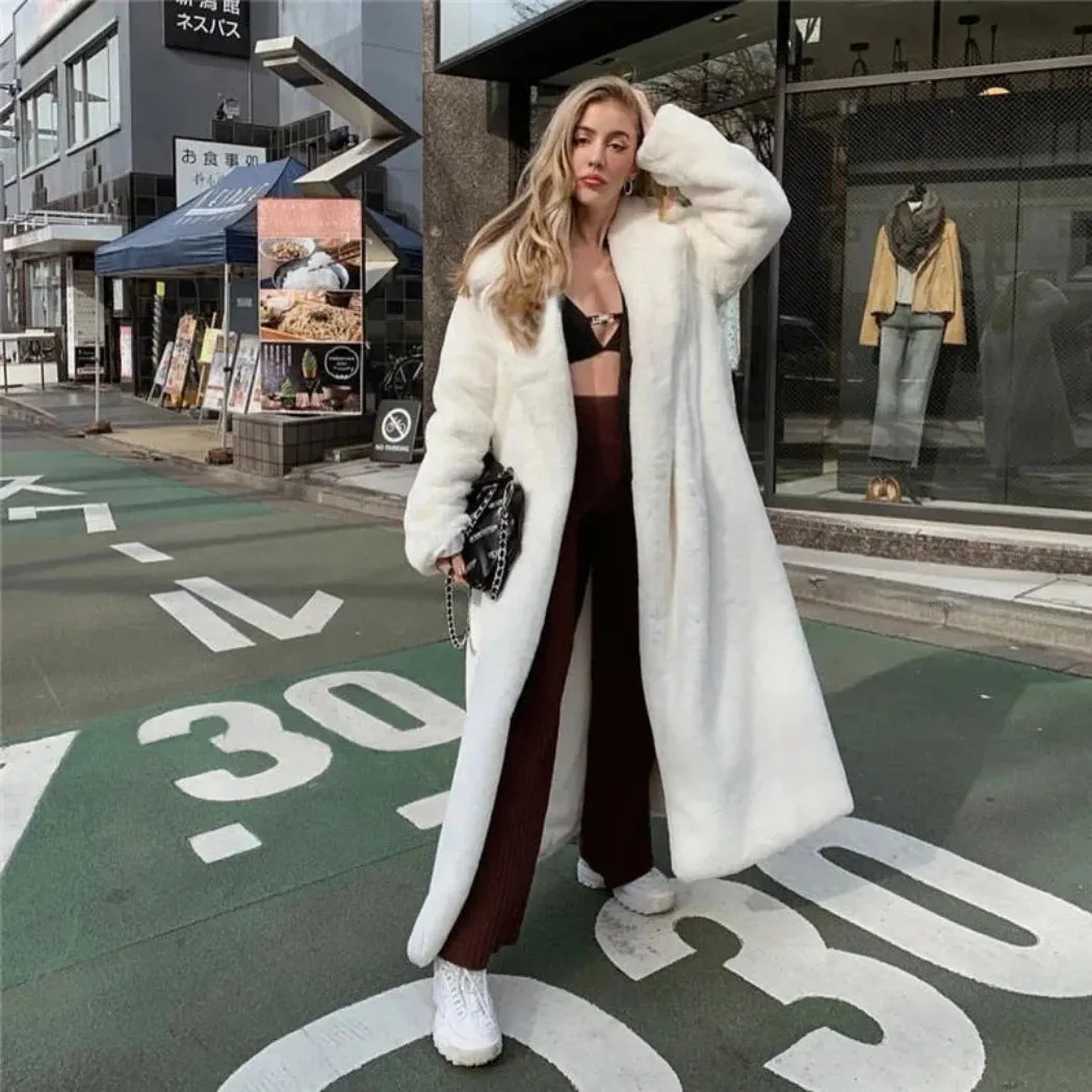 Women's Cozy Luxury White Robe Faux Fur Coat